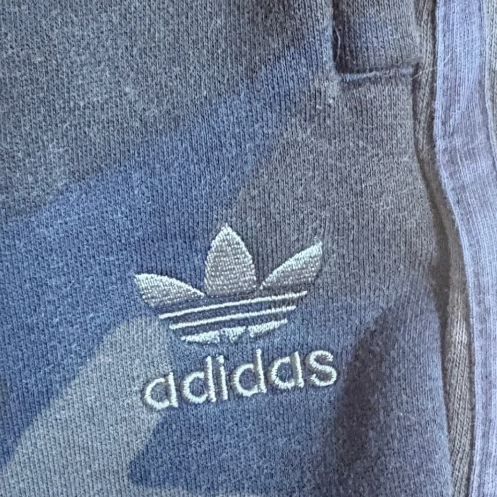 Adidas Originals Mens Camo Graphic Joggers Sweatpants Medium Gorpcore Blue Black